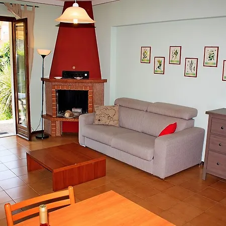 Aparthotel Casa Orchidea 2*