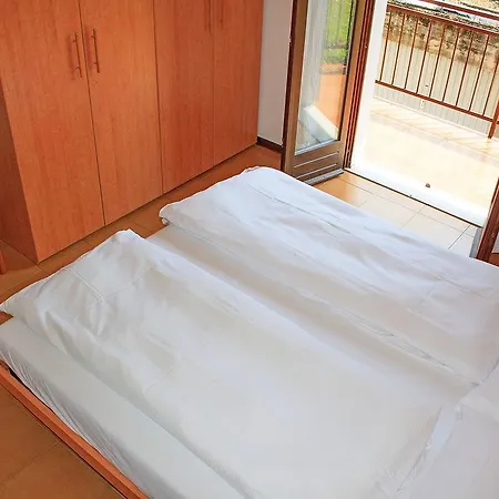 Aparthotel Casa Orchidea Torri Del Benaco